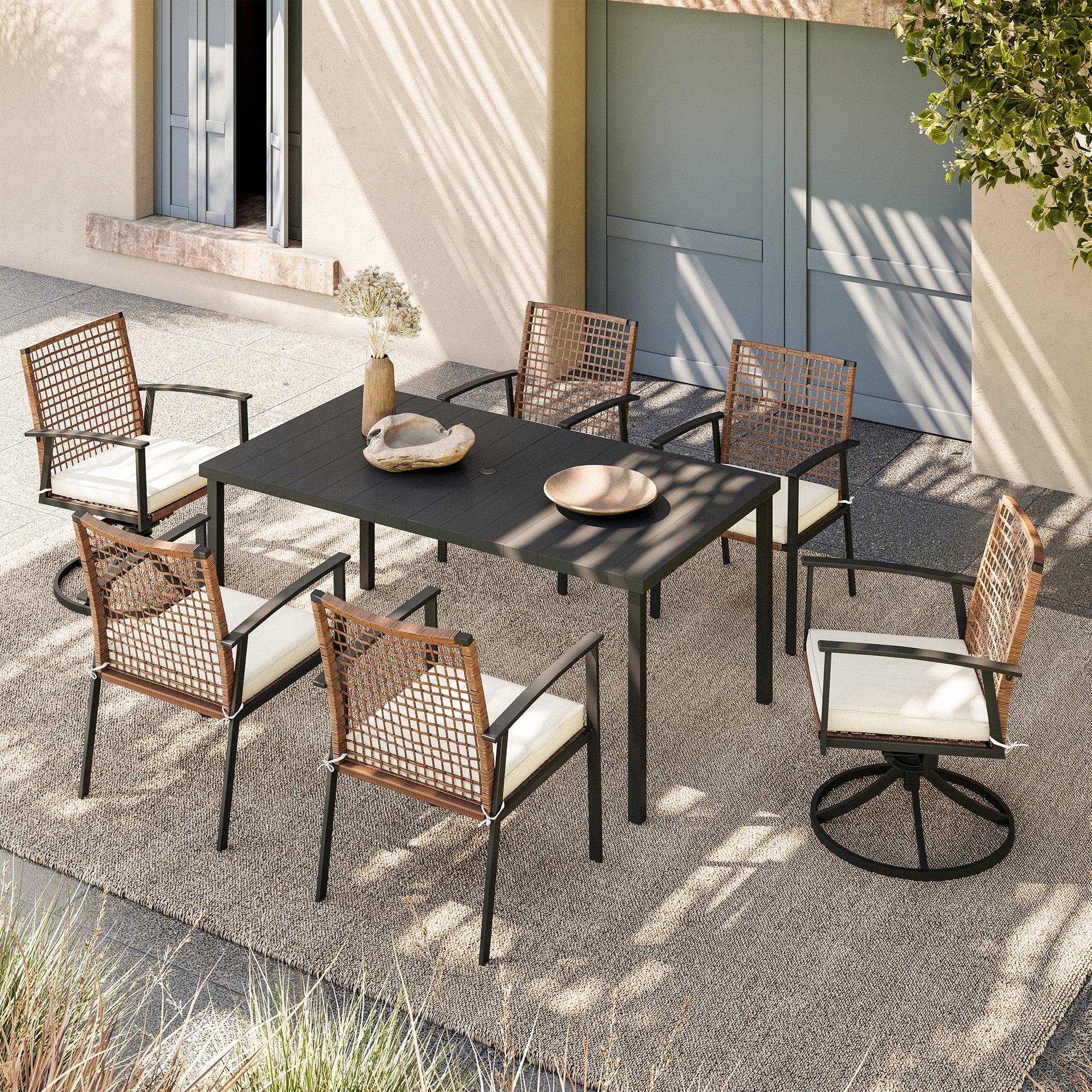 LAUSAINT HOME 6 - Person Rectangular Outdoor Dining Set